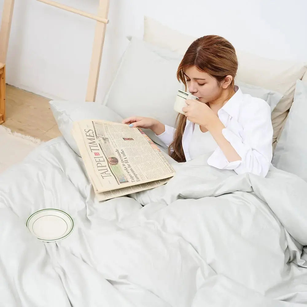 【Savamunt賽芙嫚】 美國品牌寢具 奧地利蘭精天絲™莫代爾 標準/加大雙人 四件床包組/薄被套/鋪棉兩用被(紳士灰) - 采寓生活館采寓生活館-德國NaSaDen台灣總代理